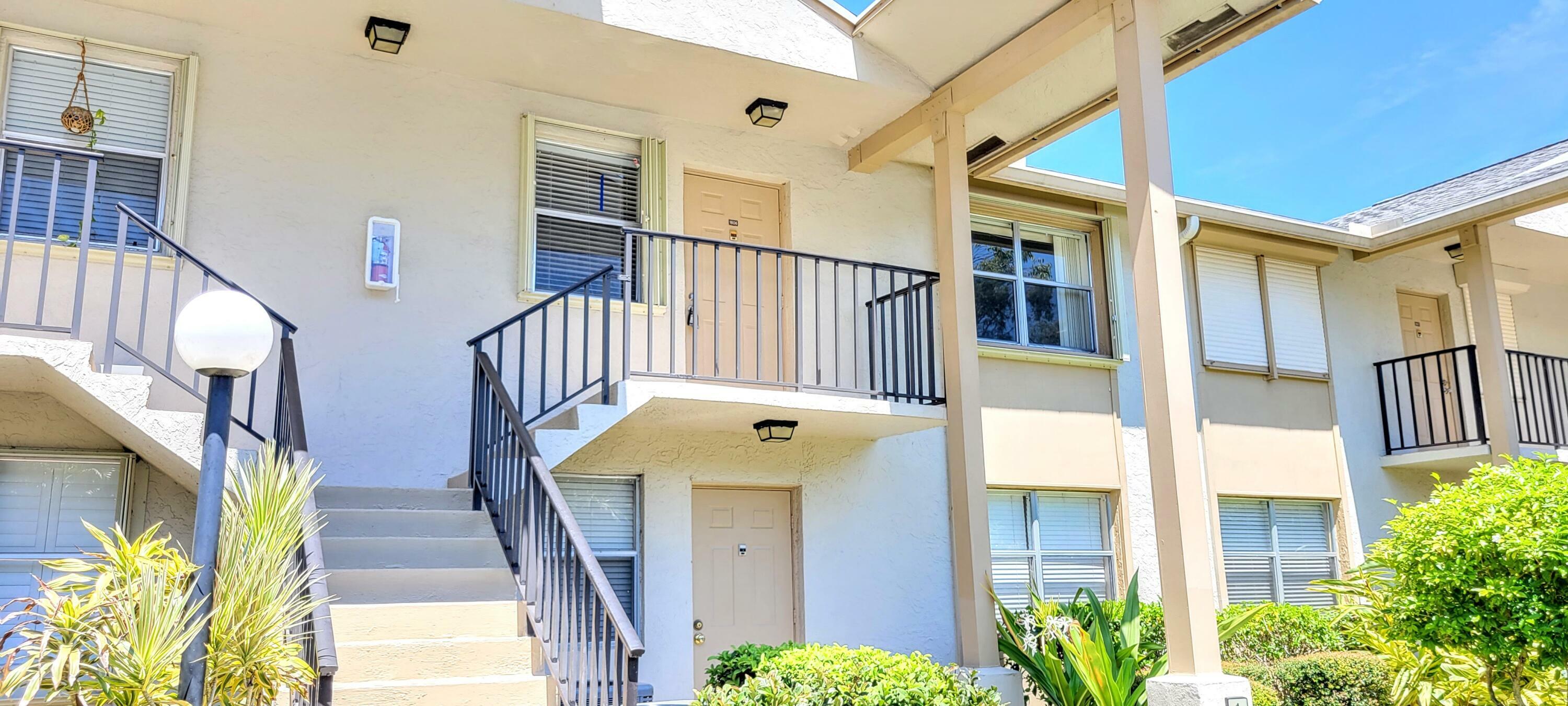 Property Photo:  3105 SE Aster Lane 1806  FL 34994 