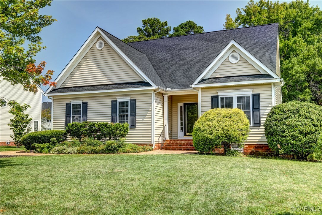 Property Photo:  2512 Woodman Trace Drive  VA 23060 