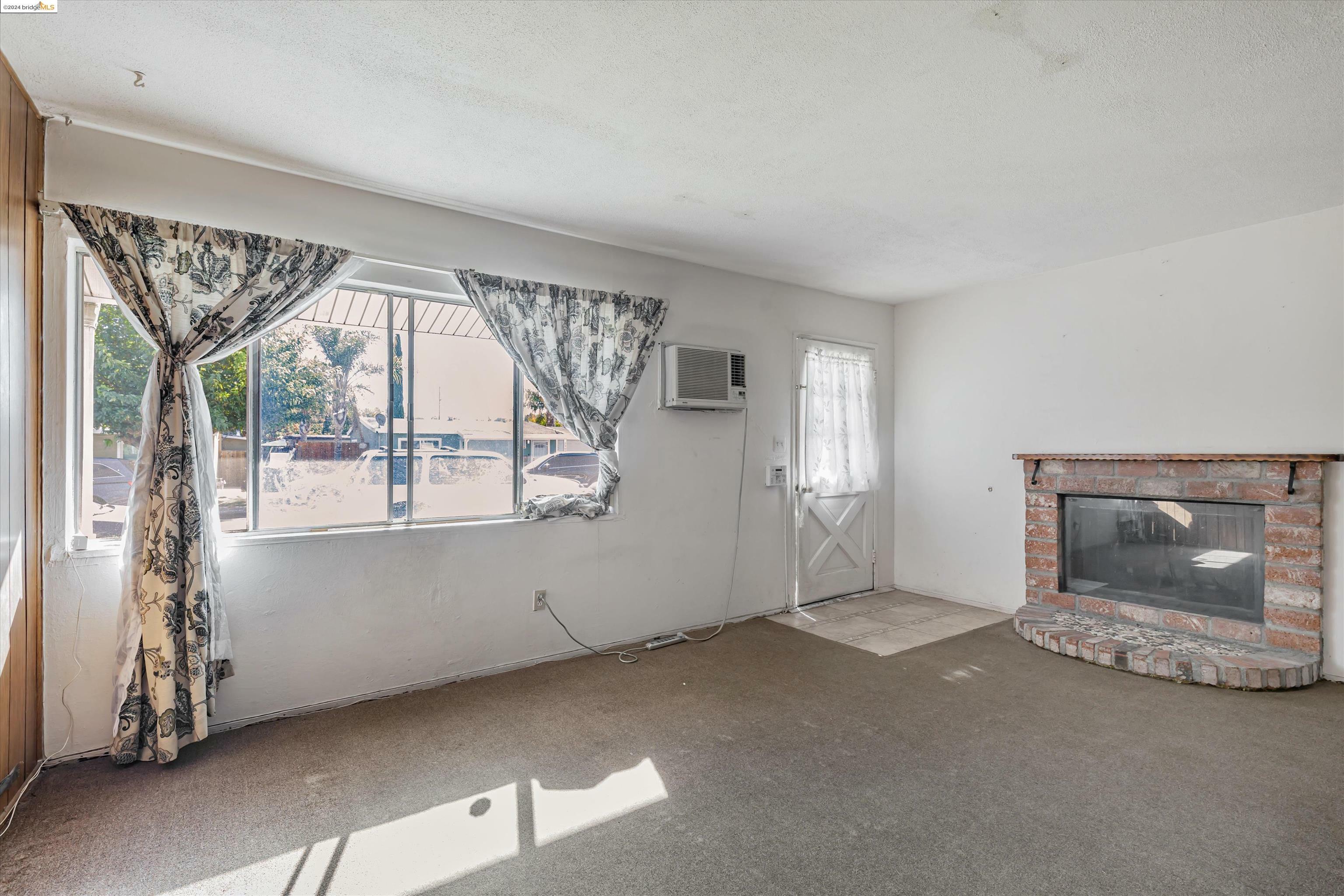 Property Photo:  2908 Elizabeth Ln  CA 94509 