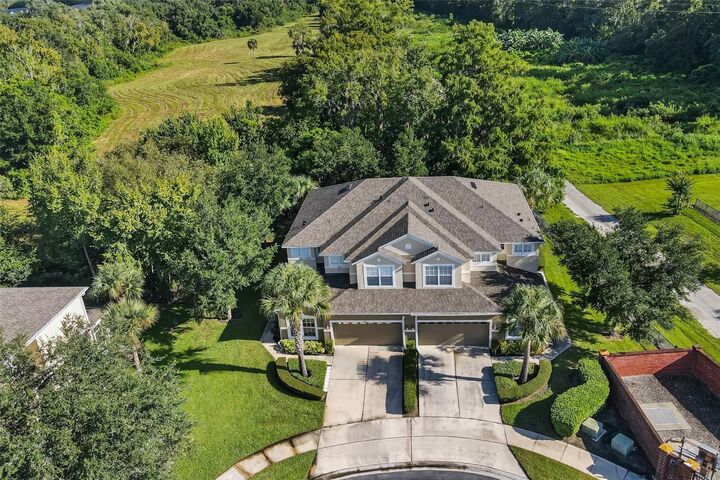 Property Photo: 400 Harbor Winds Court FL 32708