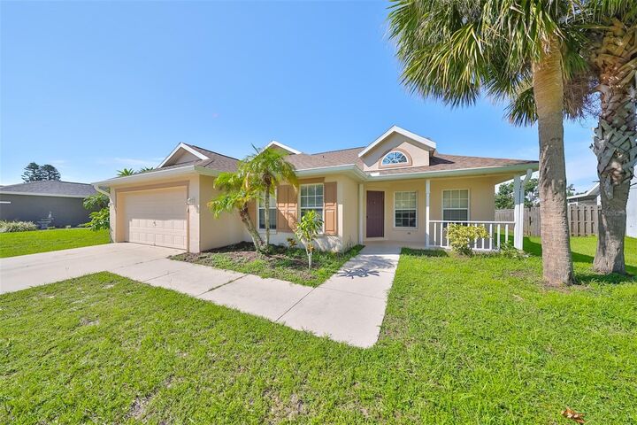 Property Photo: 11813 Shrewsbury Lane FL 34219