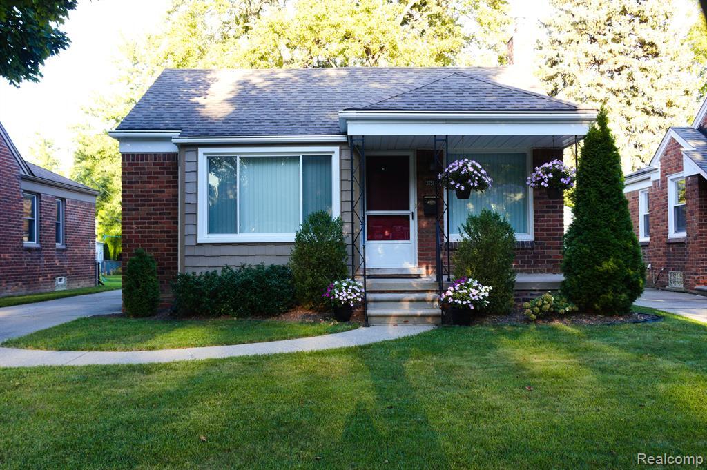 Property Photo: 3751 Pardee Avenue MI 48124 3531