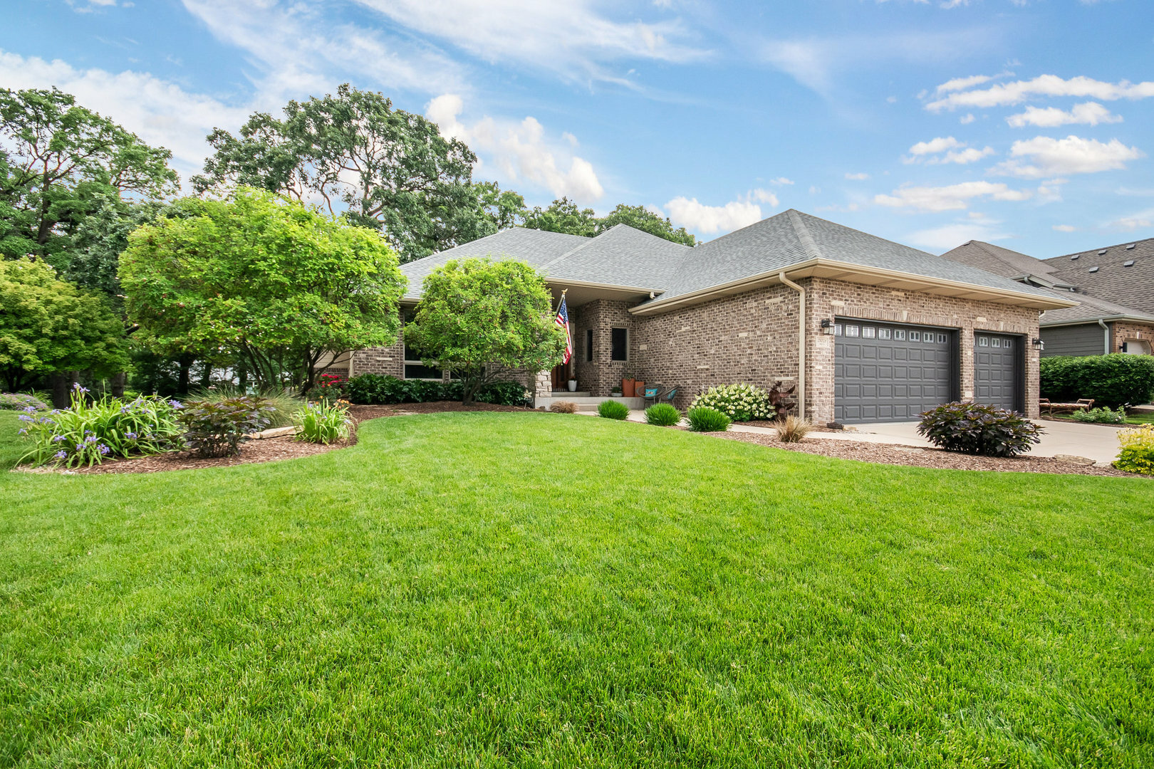 Property Photo:  21028 S States Lane  IL 60404 