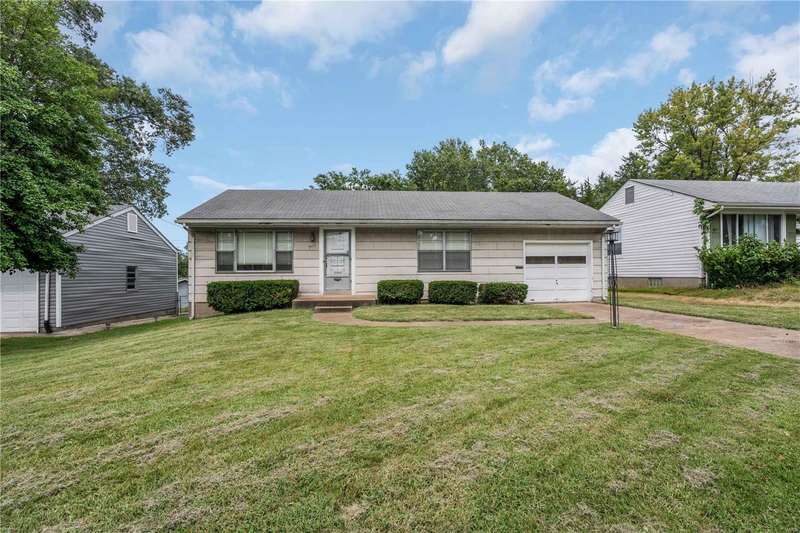 Property Photo:  9117 Darnell Place  MO 63136 