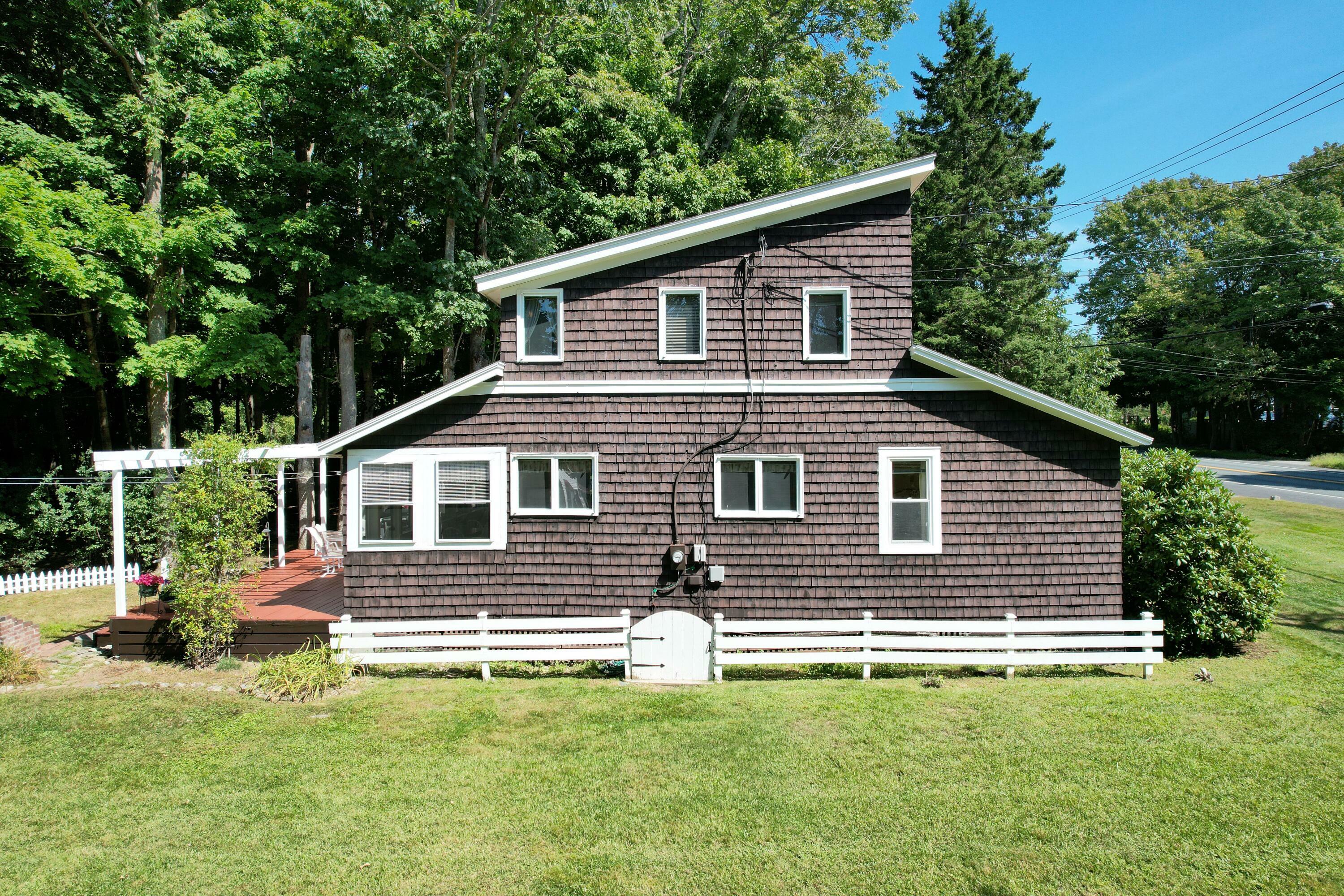 Property Photo:  931 State Highway 3  ME 04609 