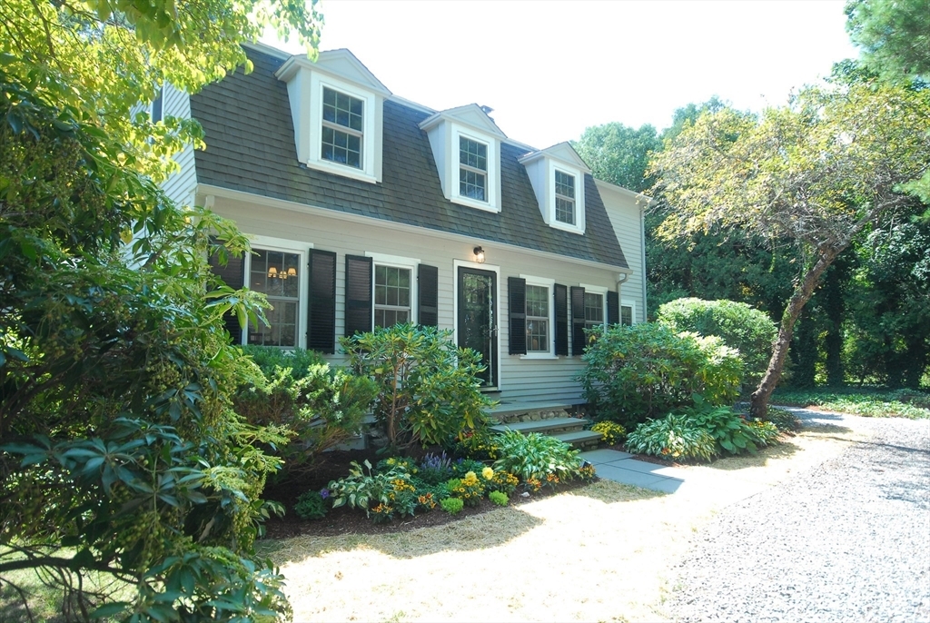 Property Photo:  661 Main St  MA 01742 