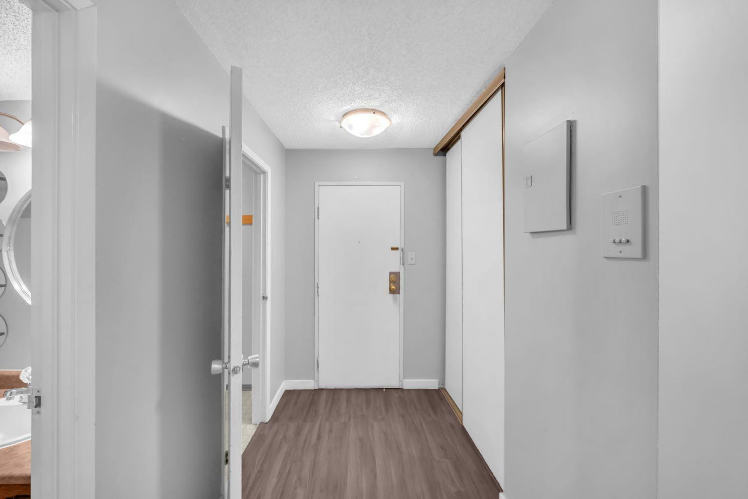 Property Photo:  617 56 Avenue SW 104  AB T2V 0G9 