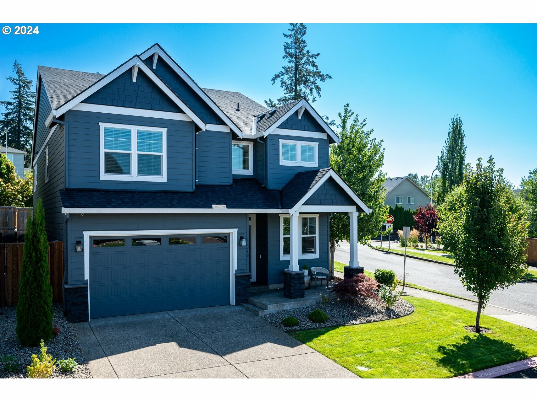 Property Photo: 11760 SE Golden Eagle Ln OR 97086
