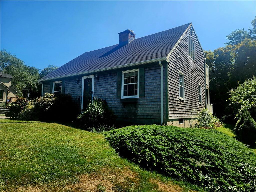 Property Photo:  77 Mast Street  RI 02835 