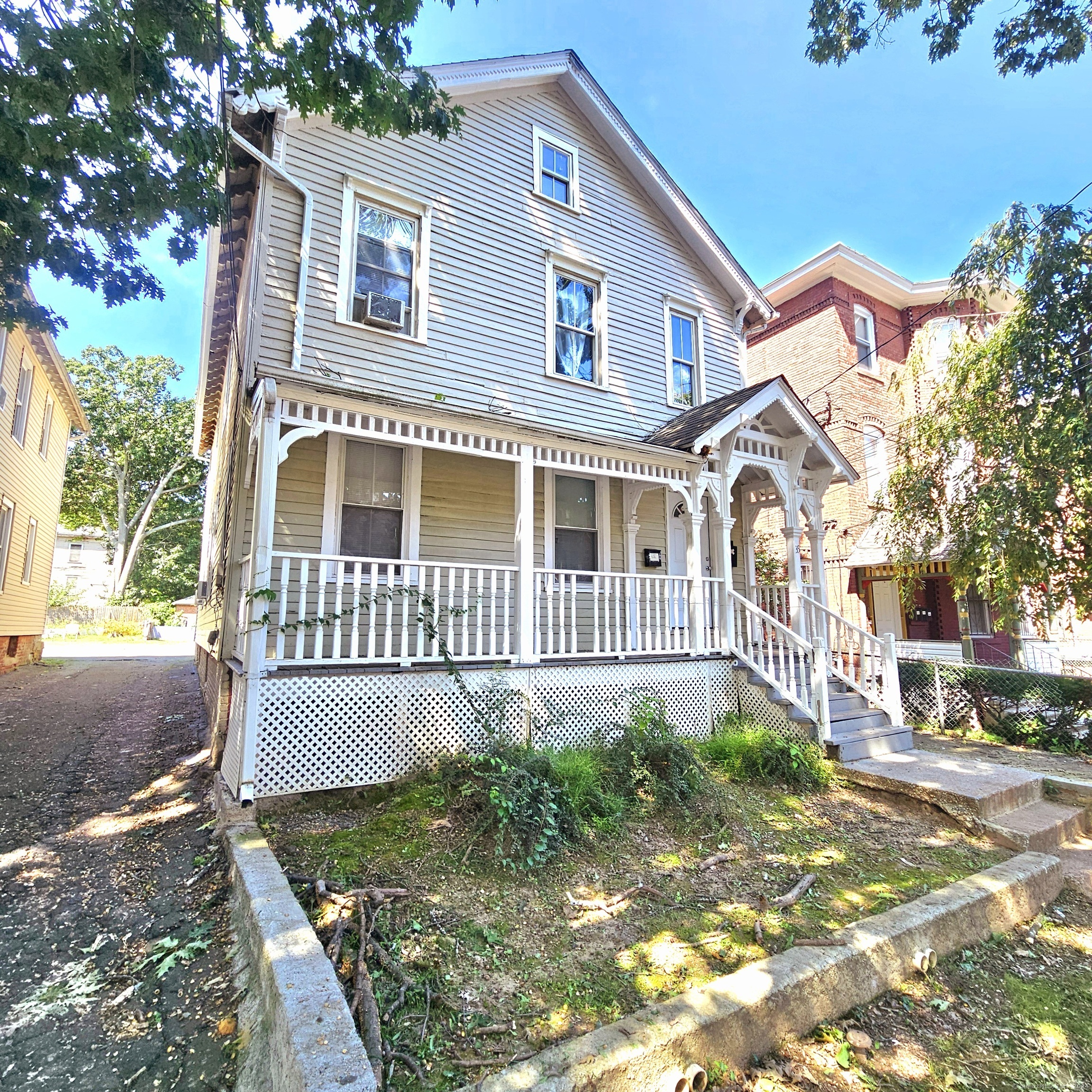 Property Photo:  35 Babcock Street  CT 06106 