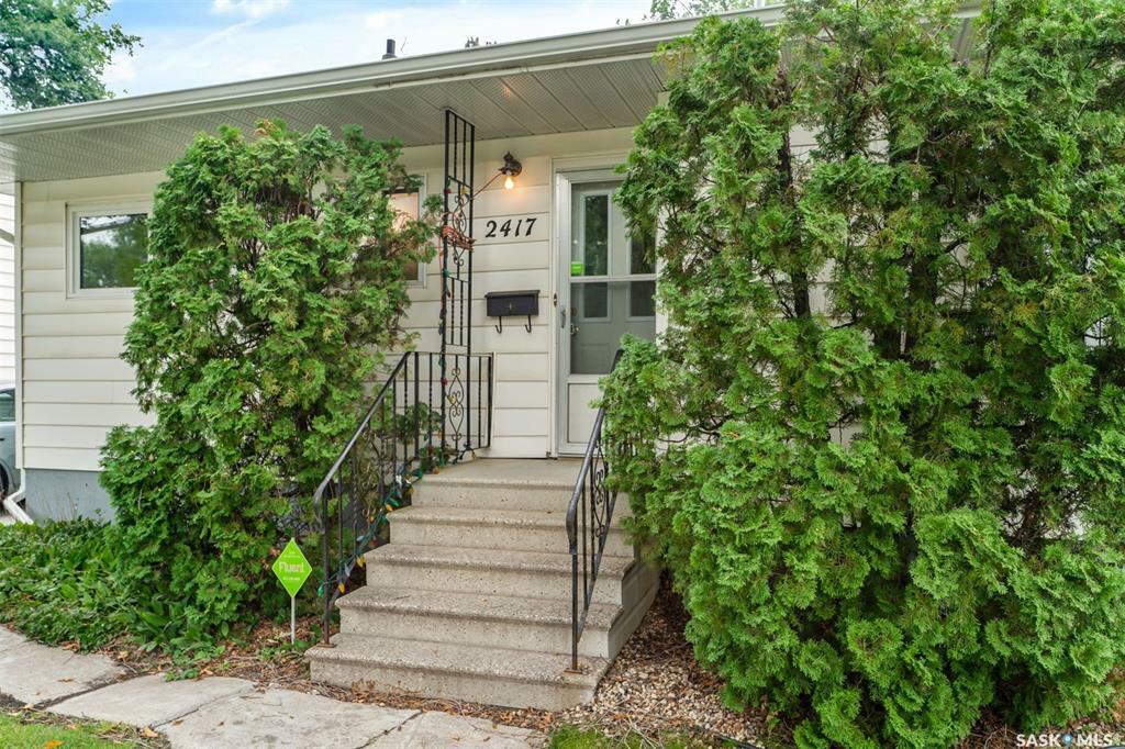 Property Photo:  2417 Royal Avenue  SK S7J 0X5 