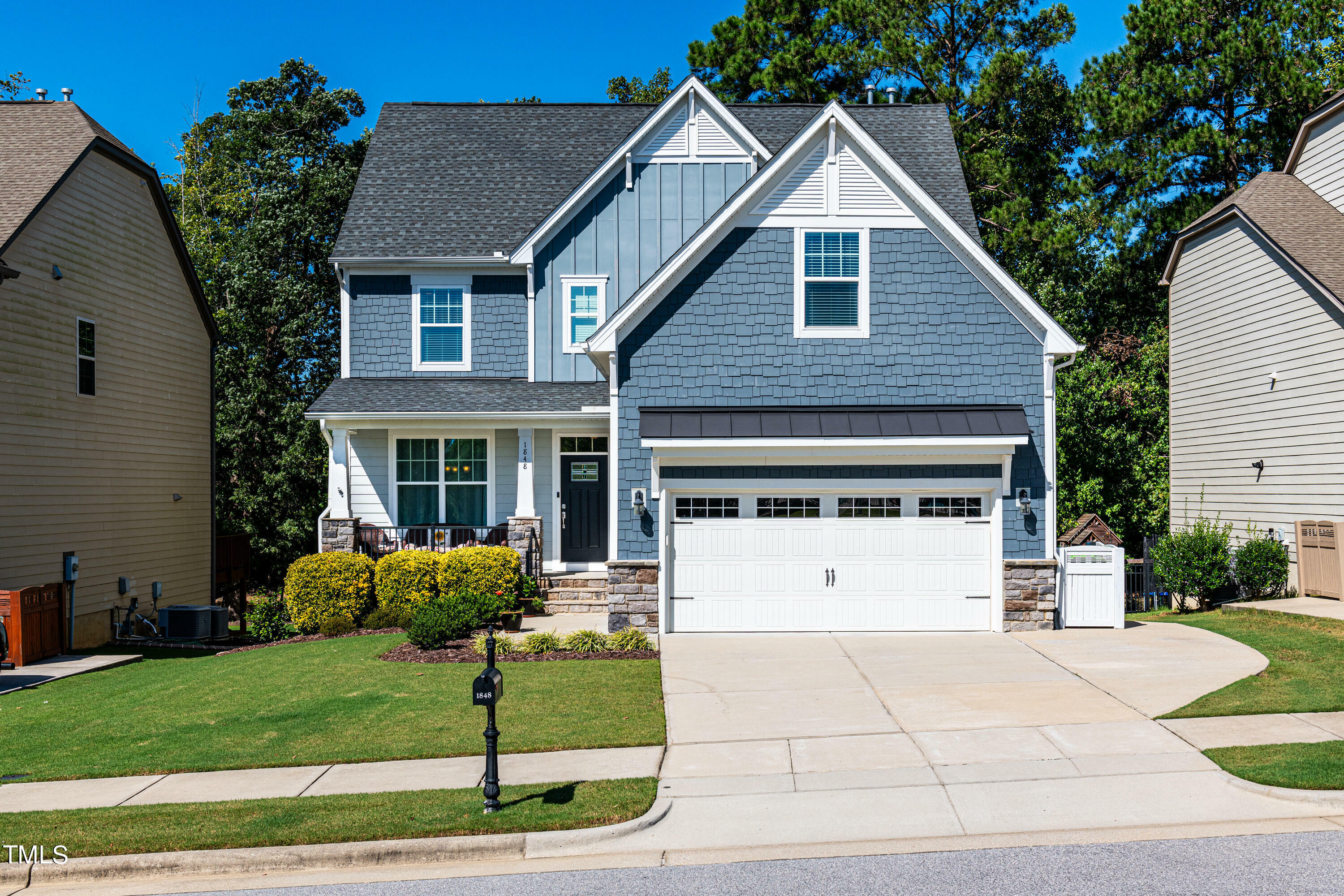 Property Photo: 1848 Bodwin Lane NC 27502