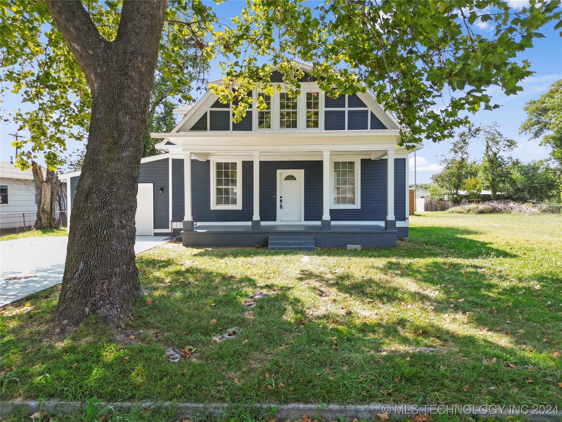 Property Photo:  822 S Jackson Street  OK 74361 