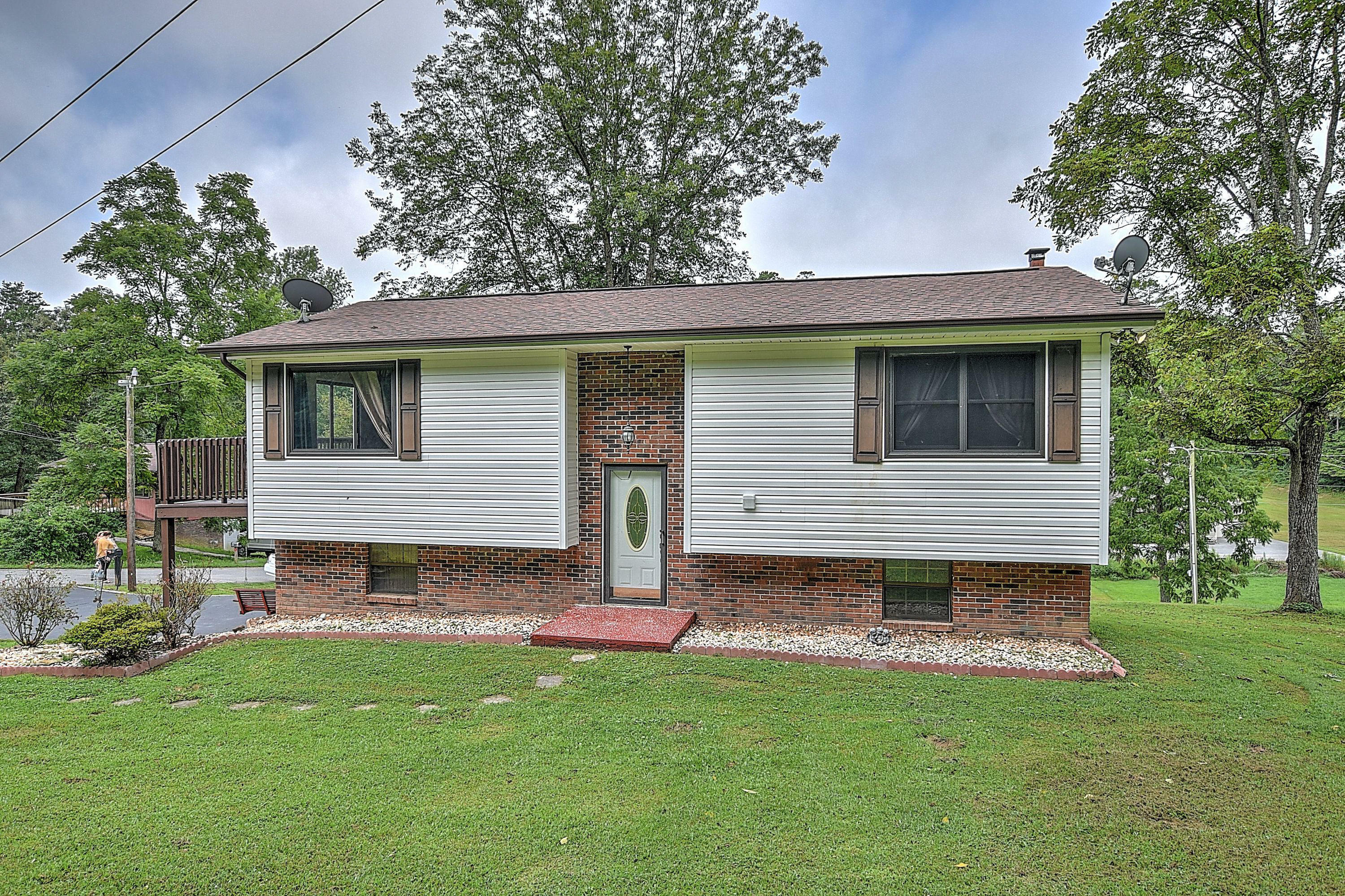 Property Photo:  669 Harmon Road  TN 37825 