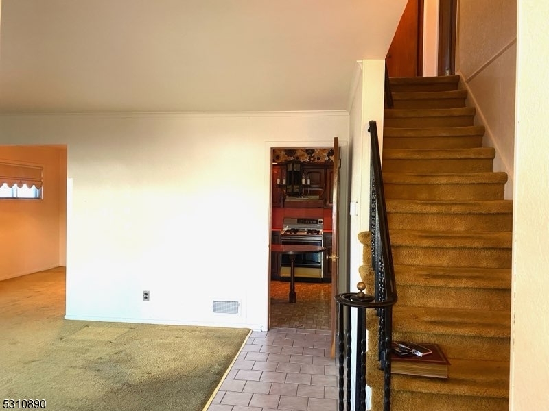 Property Photo:  718 1st St  NJ 07071 