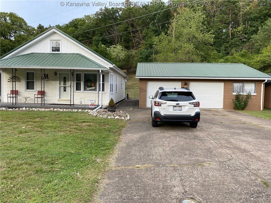 Property Photo:  420 A Cross Lanes Drive  WV 25143 