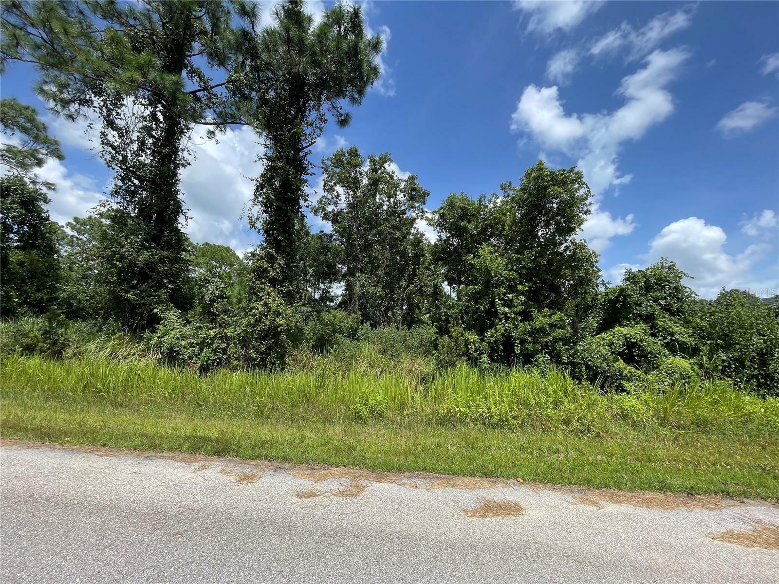 Property Photo:  7644 Bernal Drive  FL 33872 