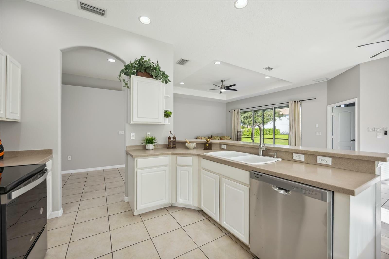 Property Photo:  9009 Kingsbury Place  FL 34212 