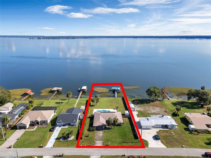 Property Photo: 33438 Picciola Drive FL 34731