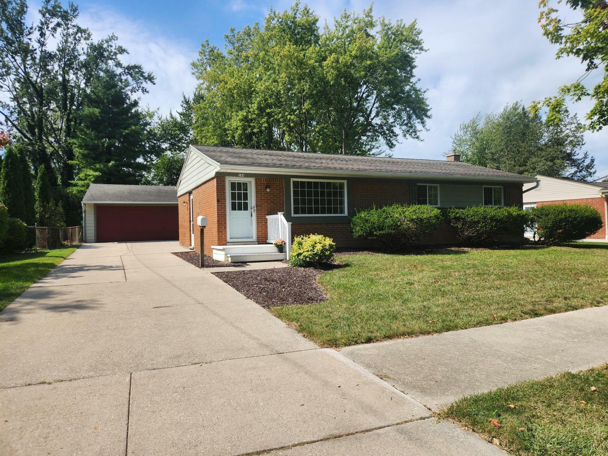 Property Photo:  290 Nichols Drive  MI 48176 