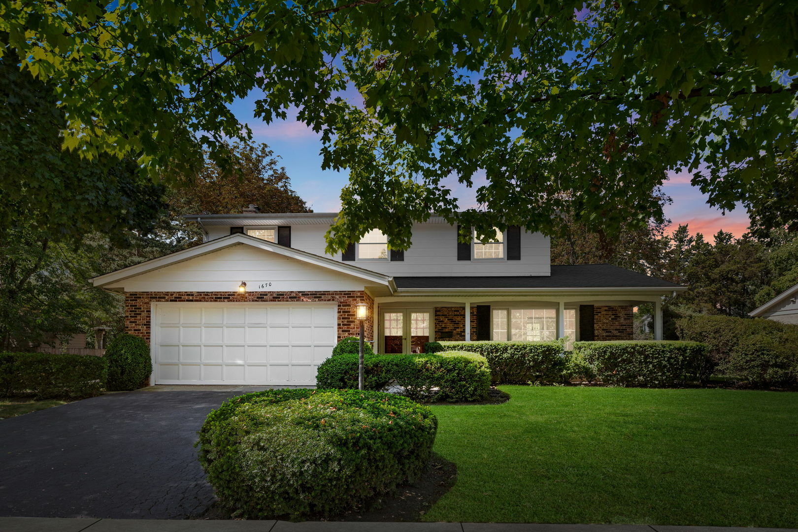 Property Photo:  1670 Dartmouth Lane  IL 60015 