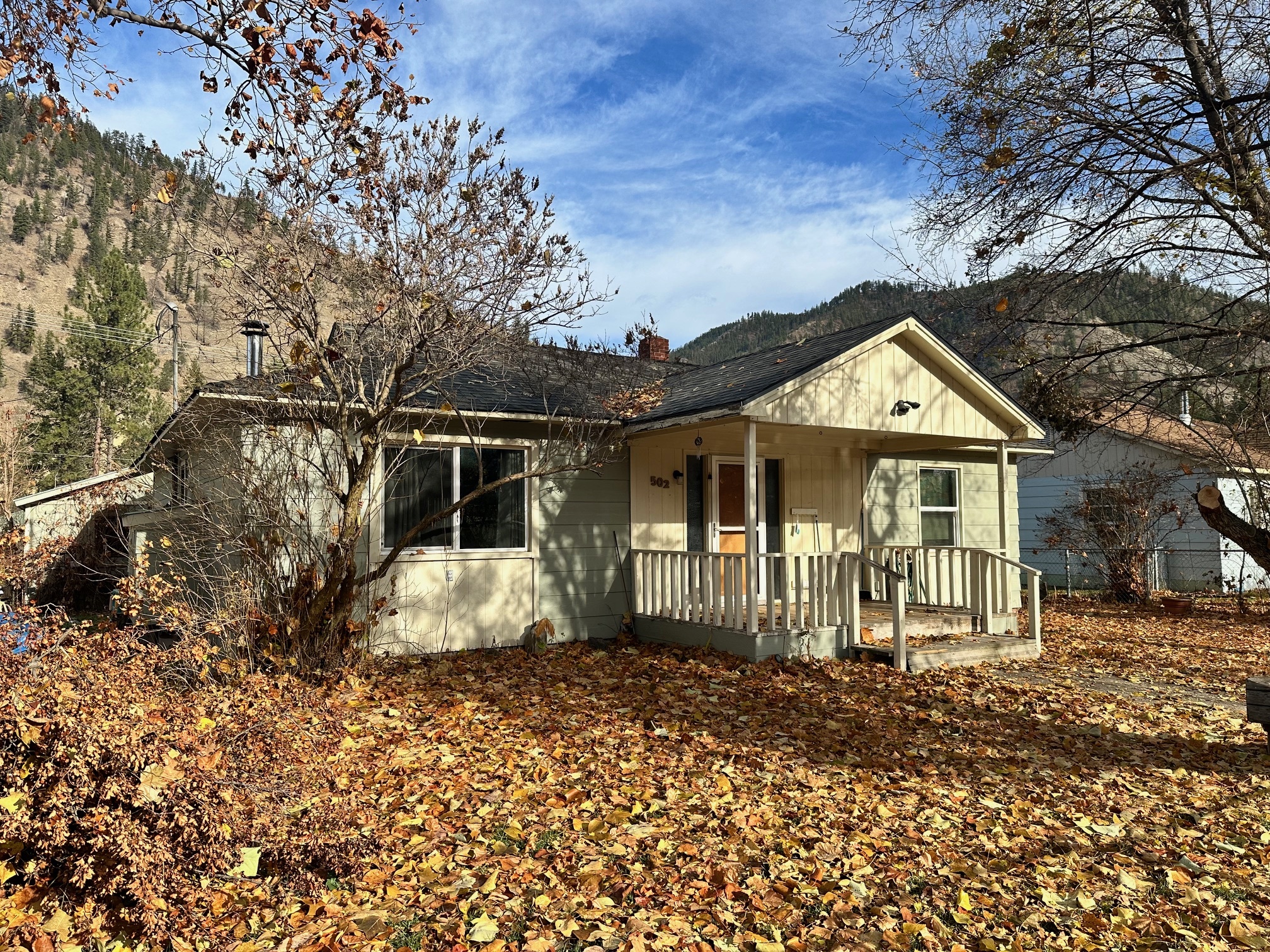 Property Photo:  502 Main Avenue  MT 59872 