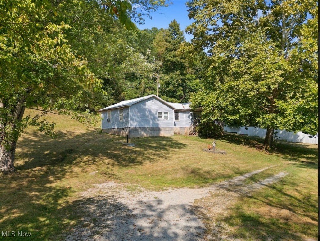 Property Photo:  7377 Little Kanawha Parkway  WV 26143 