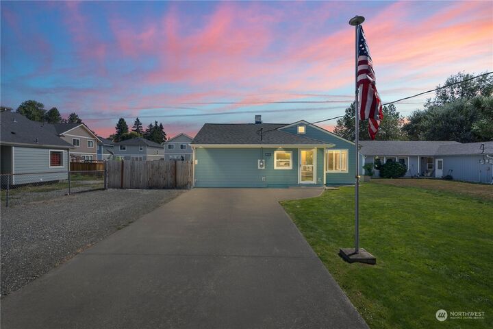 Property Photo: 9033 A Street WA 98444