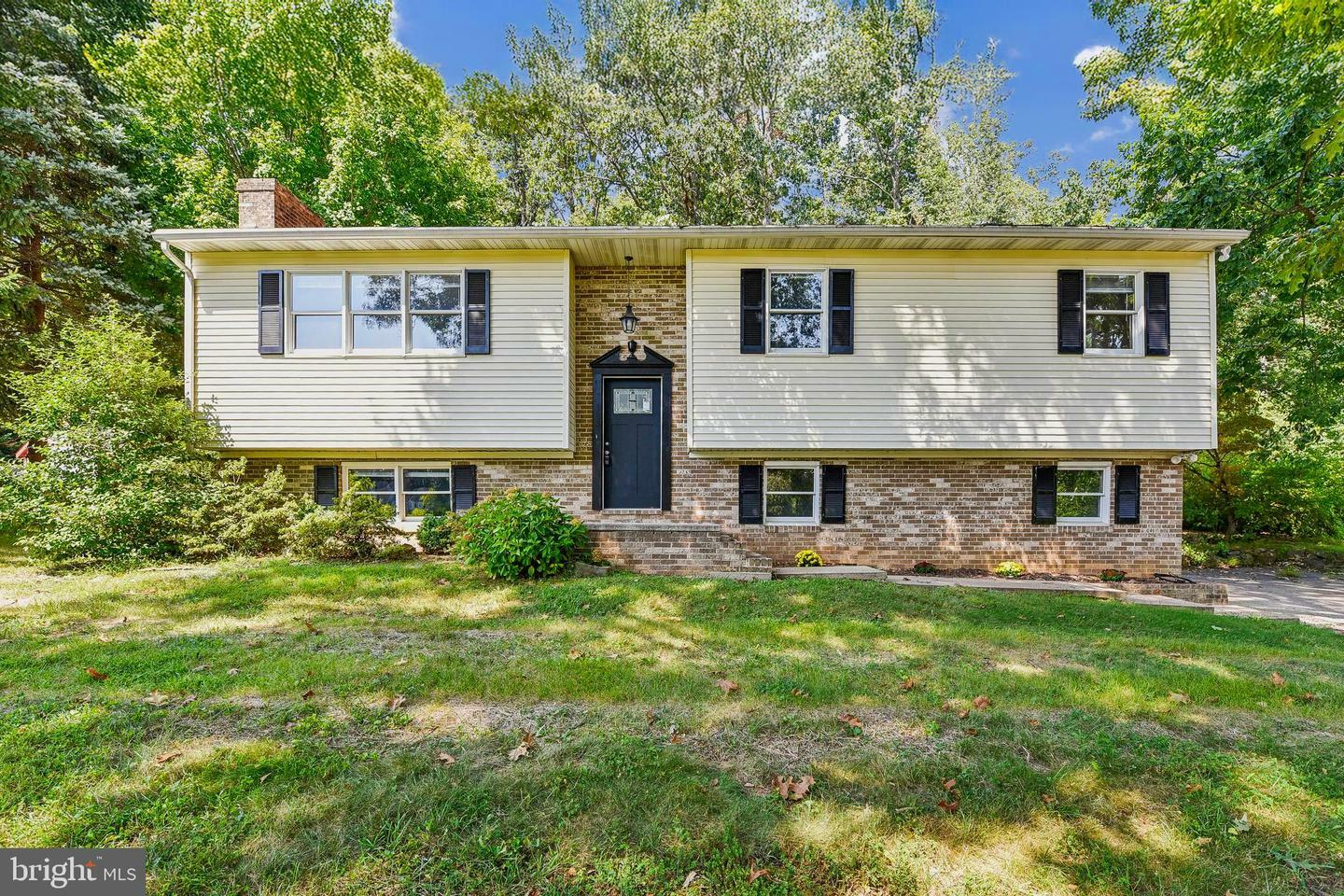 Property Photo:  2728 Meadow Tree Drive  MD 21161 