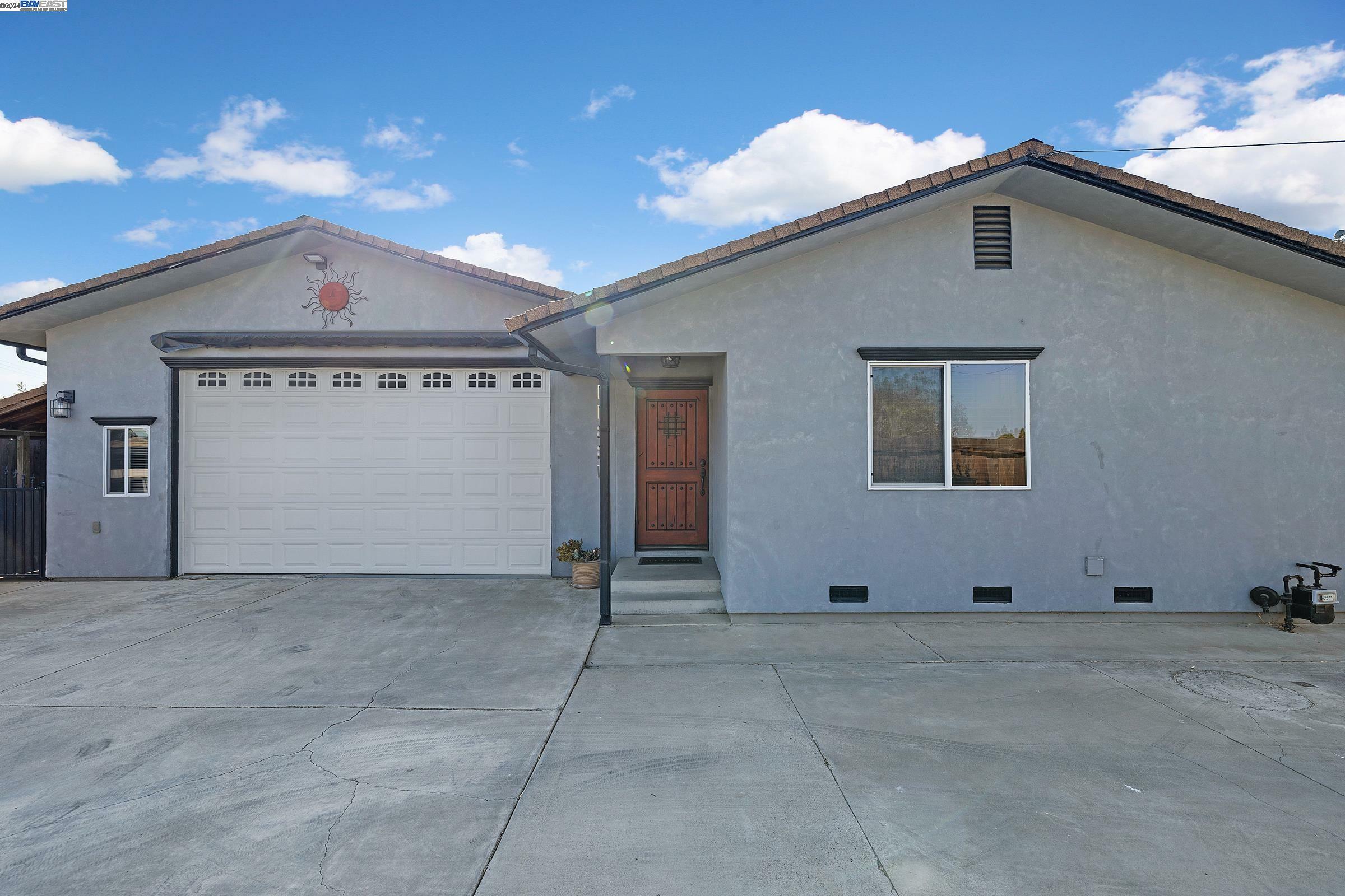 Property Photo:  11337 W Clover Rd  CA 95304 