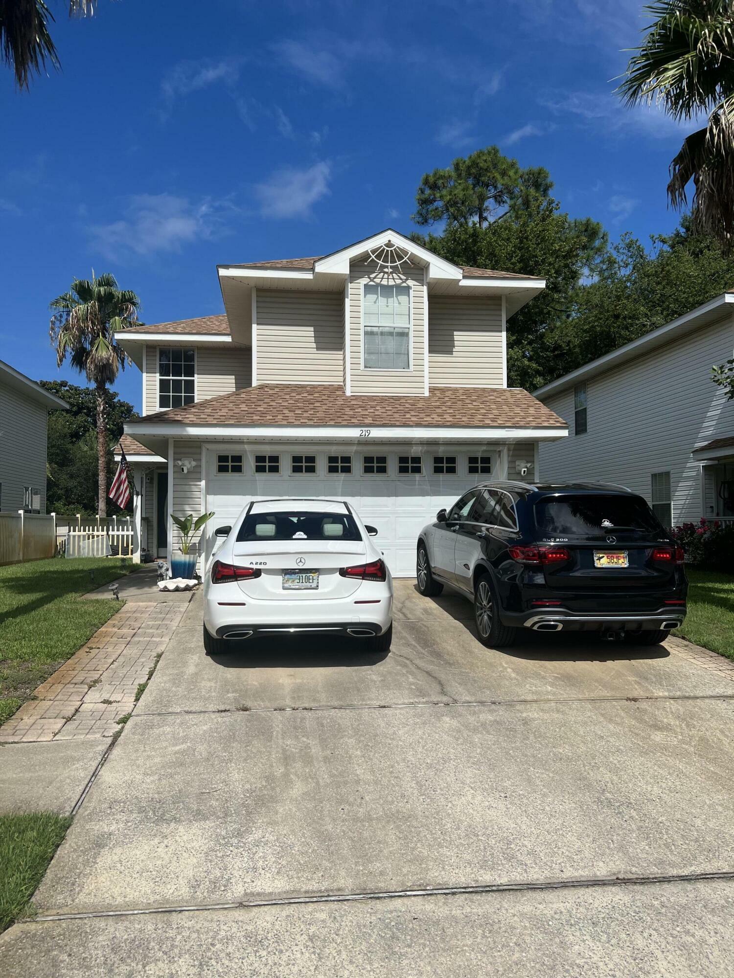 Property Photo:  219 Twin Lakes Lane  FL 32541 