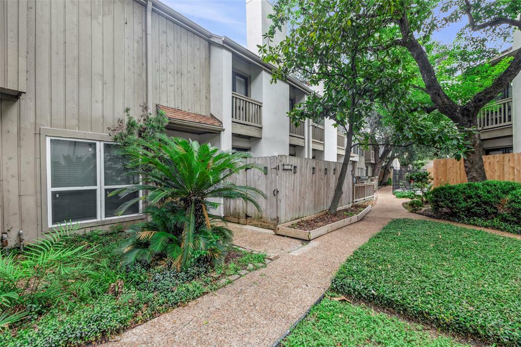 Property Photo:  2100 Tanglewilde Street 457  TX 77063 