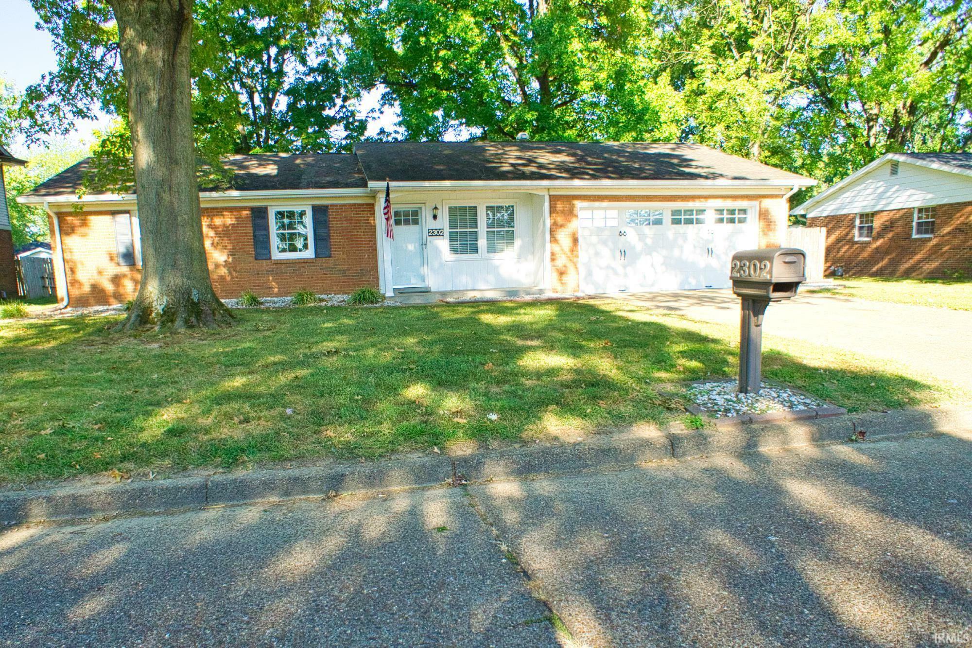 Property Photo:  2302 Saratoga Drive  IN 47715 