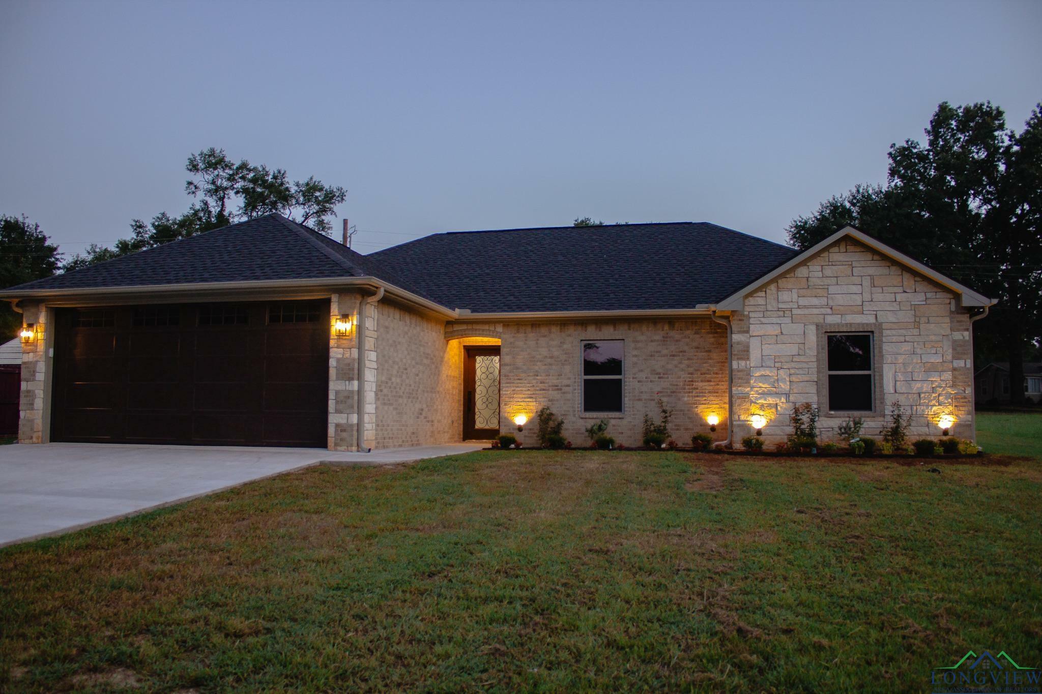 Property Photo:  802 Scenic Loop  TX 75672 