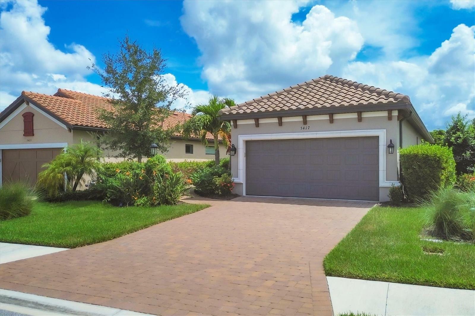 Property Photo:  5417 Lampiasi Street  FL 34238 