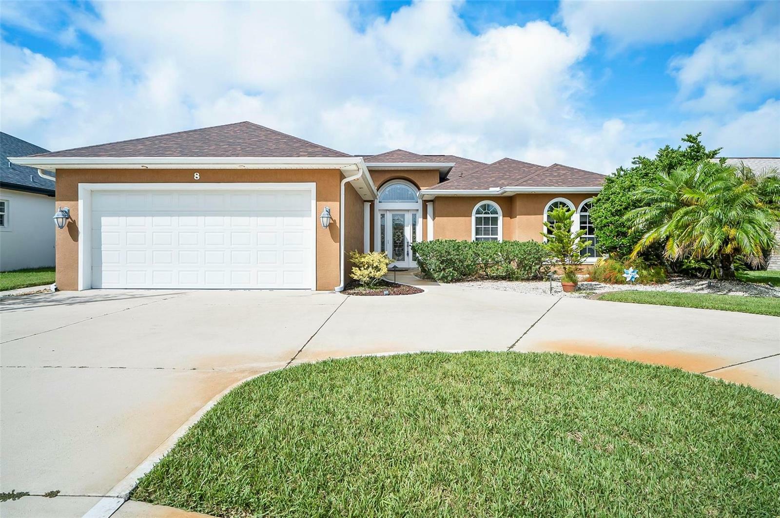 Property Photo:  8 Cleveland Court  FL 32137 