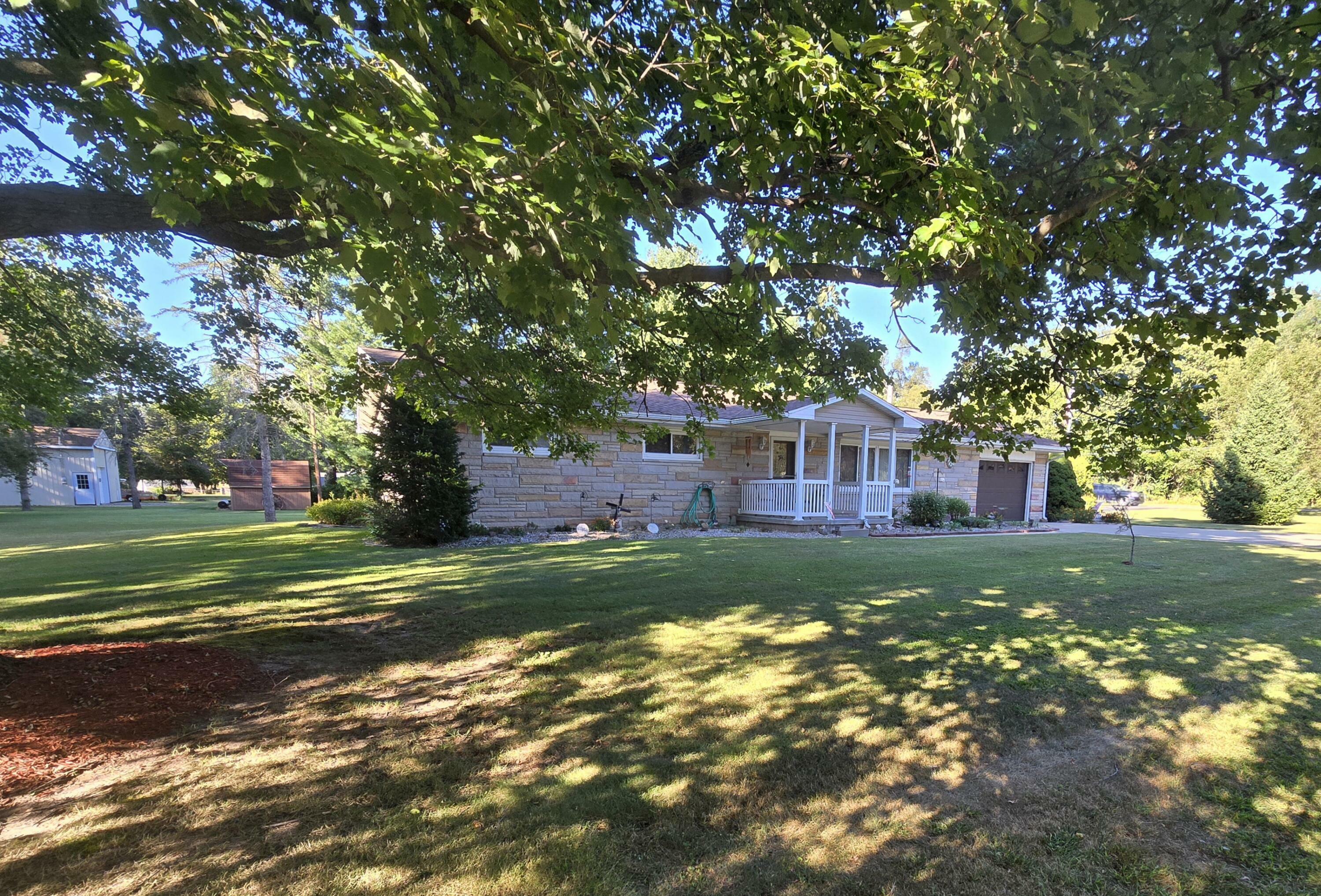 Property Photo:  3006 S Sand Dunes Drive  MI 49242 