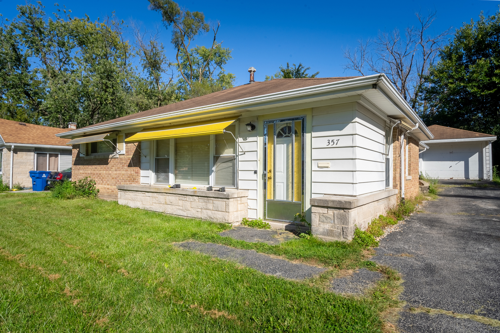 Property Photo:  357 Neola Street  IL 60466 