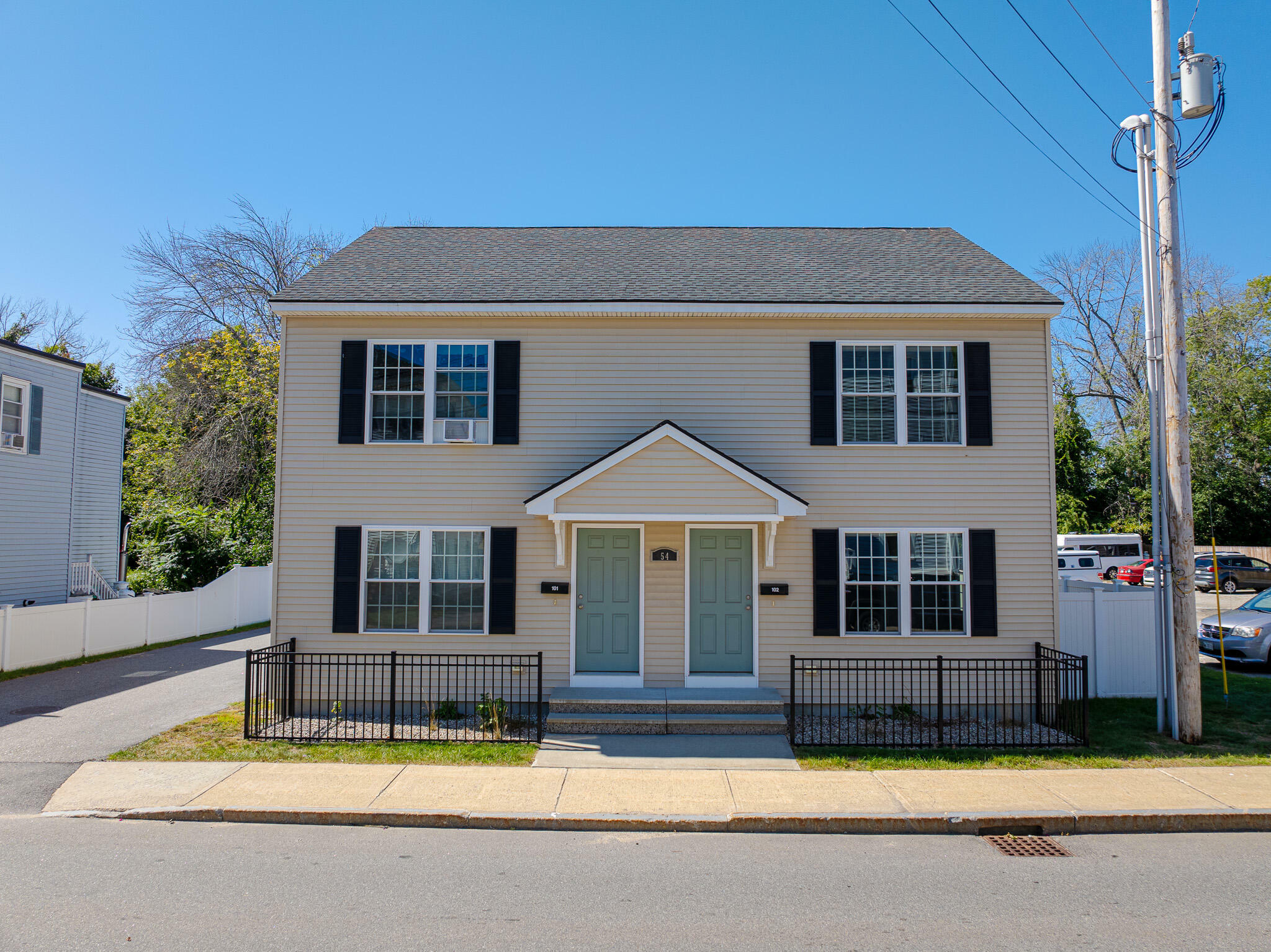 Property Photo:  54 Storer Street  ME 04072 