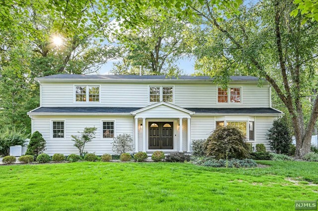 Property Photo:  29 Wingate Drive  NJ 07039 