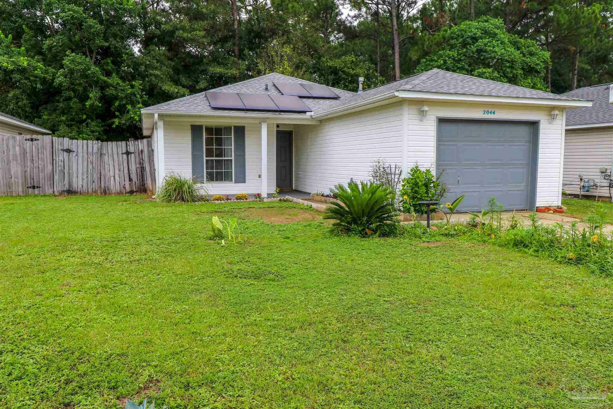 Property Photo:  2044 Marquesas Ln  FL 32506 