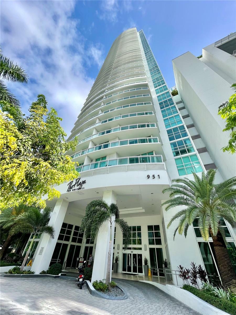 Property Photo:  951 Brickell Ave 3505  FL 33131 