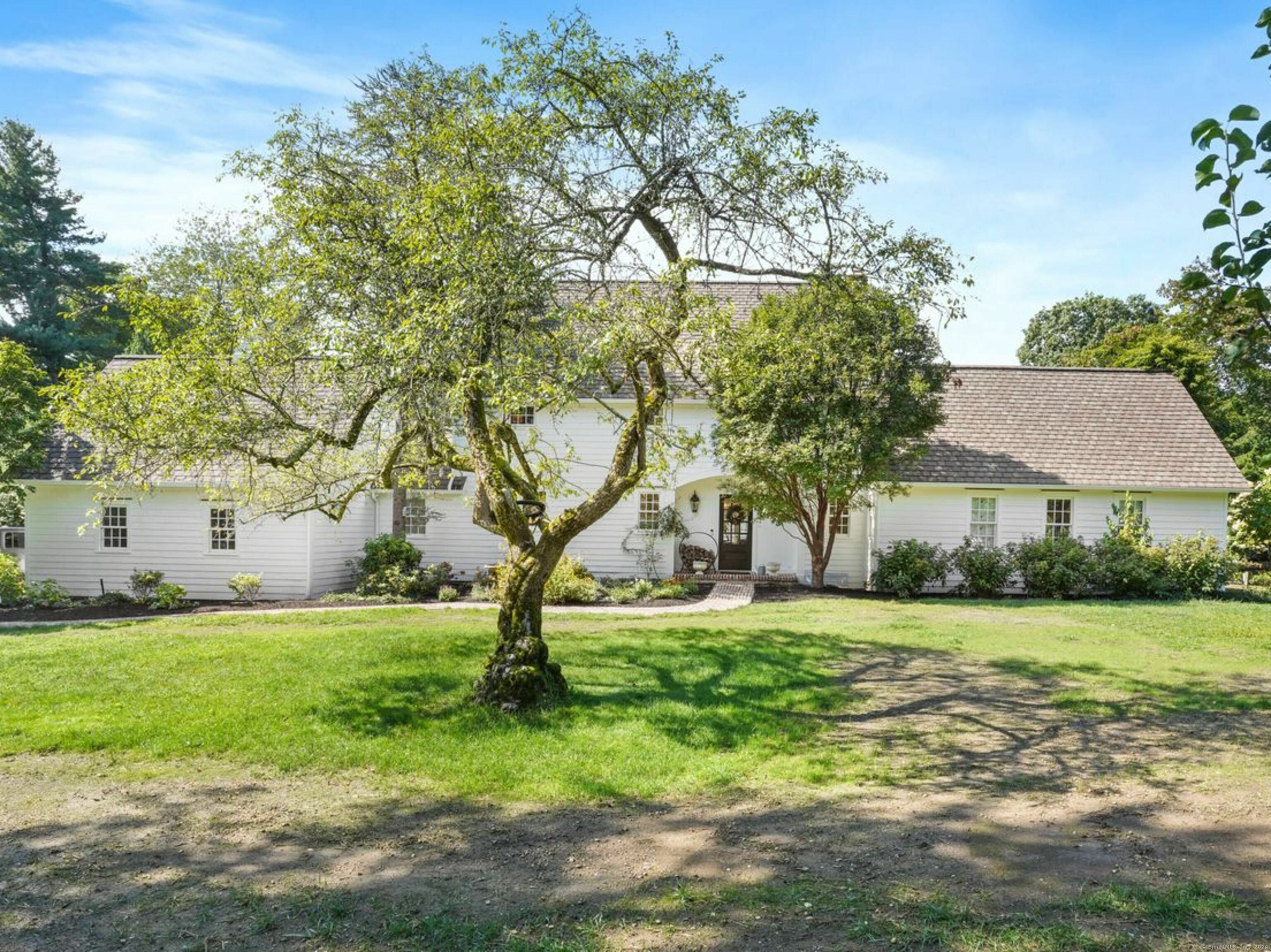 Property Photo: 1 Blue Ribbon Drive CT 06880