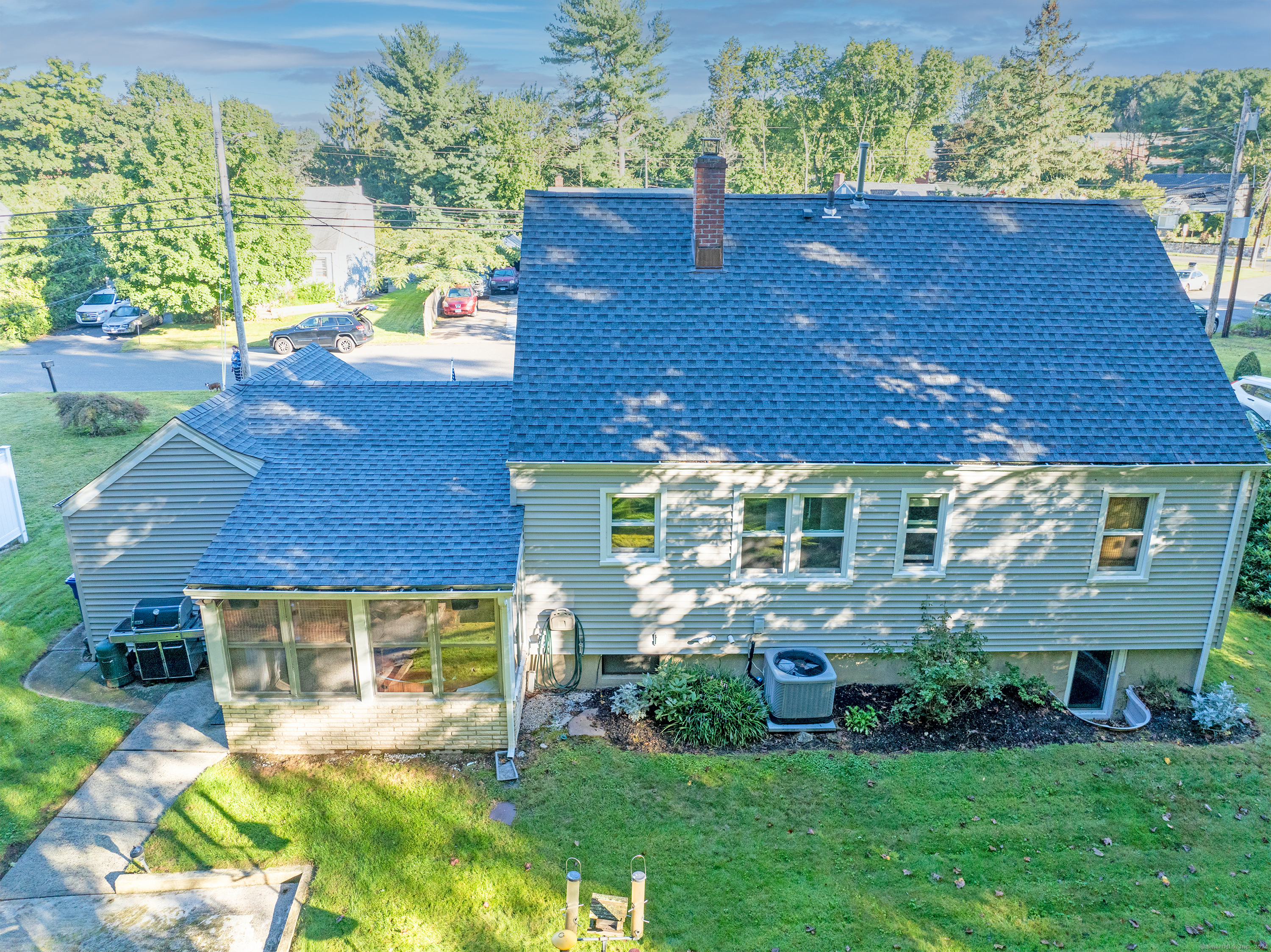 Property Photo:  43 Edgemoor Road  CT 06606 