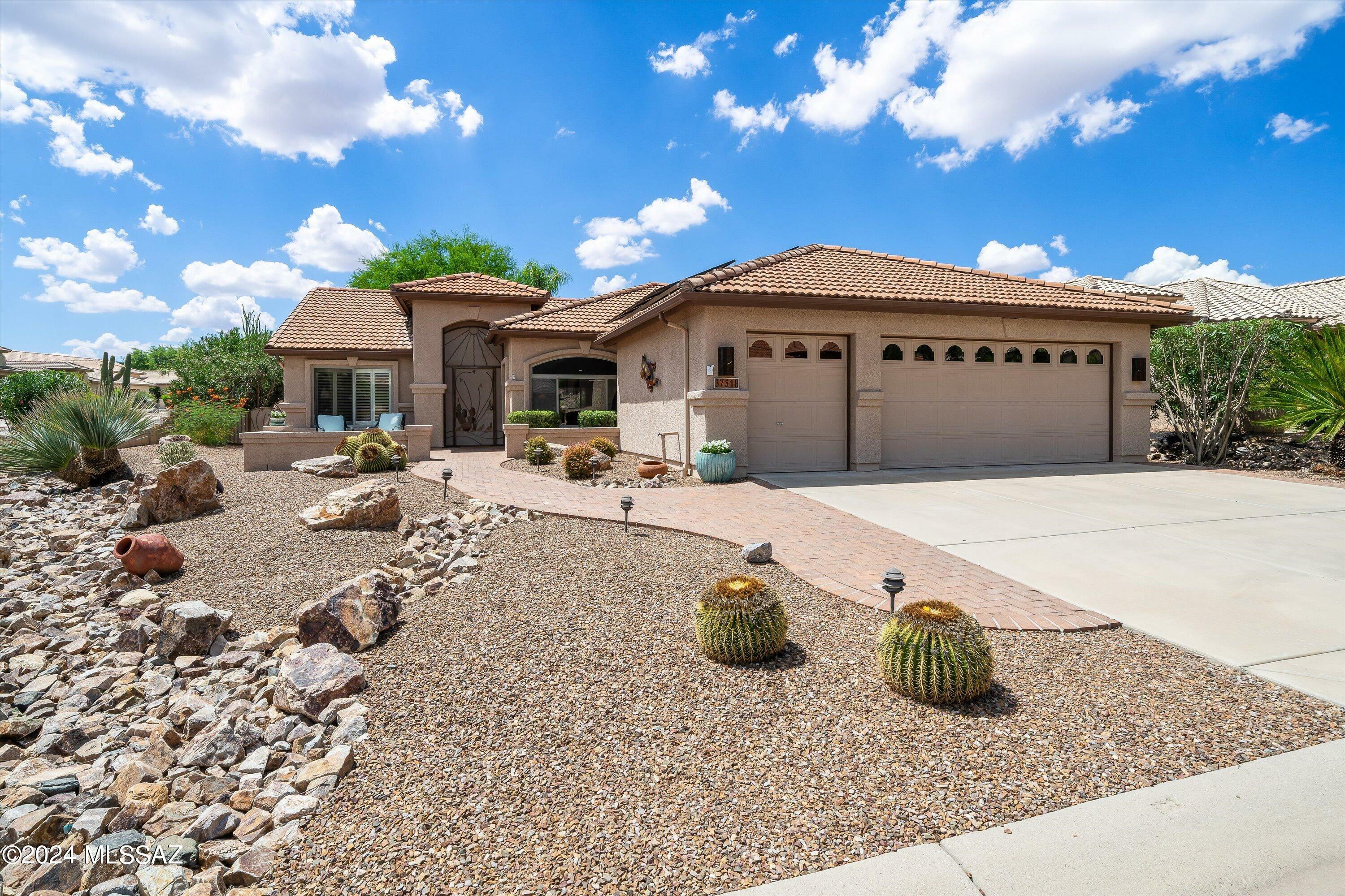 Property Photo:  37318 S Vista Park Drive  AZ 85739 