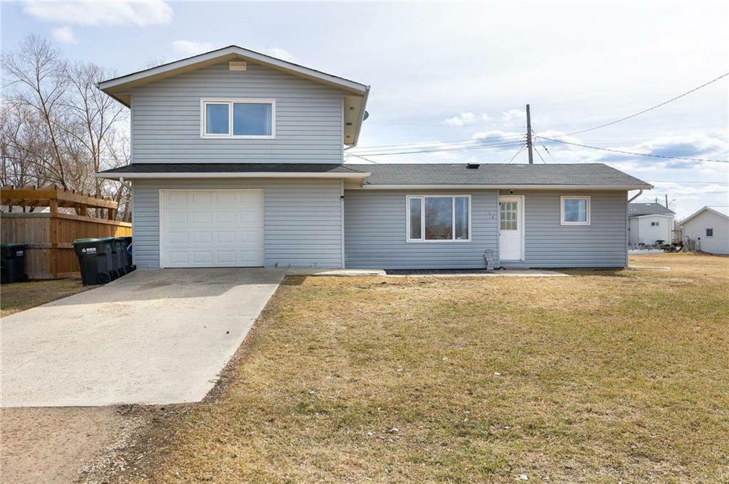 Property Photo:  250 James Avenue West  MB R0G 1K0 