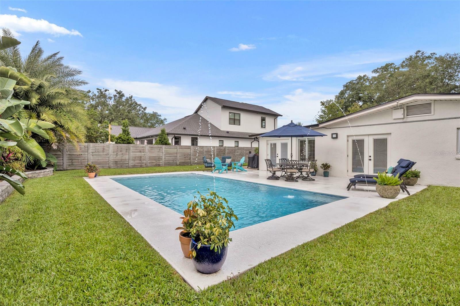 Property Photo:  1762 Chestnut Avenue  FL 32789 