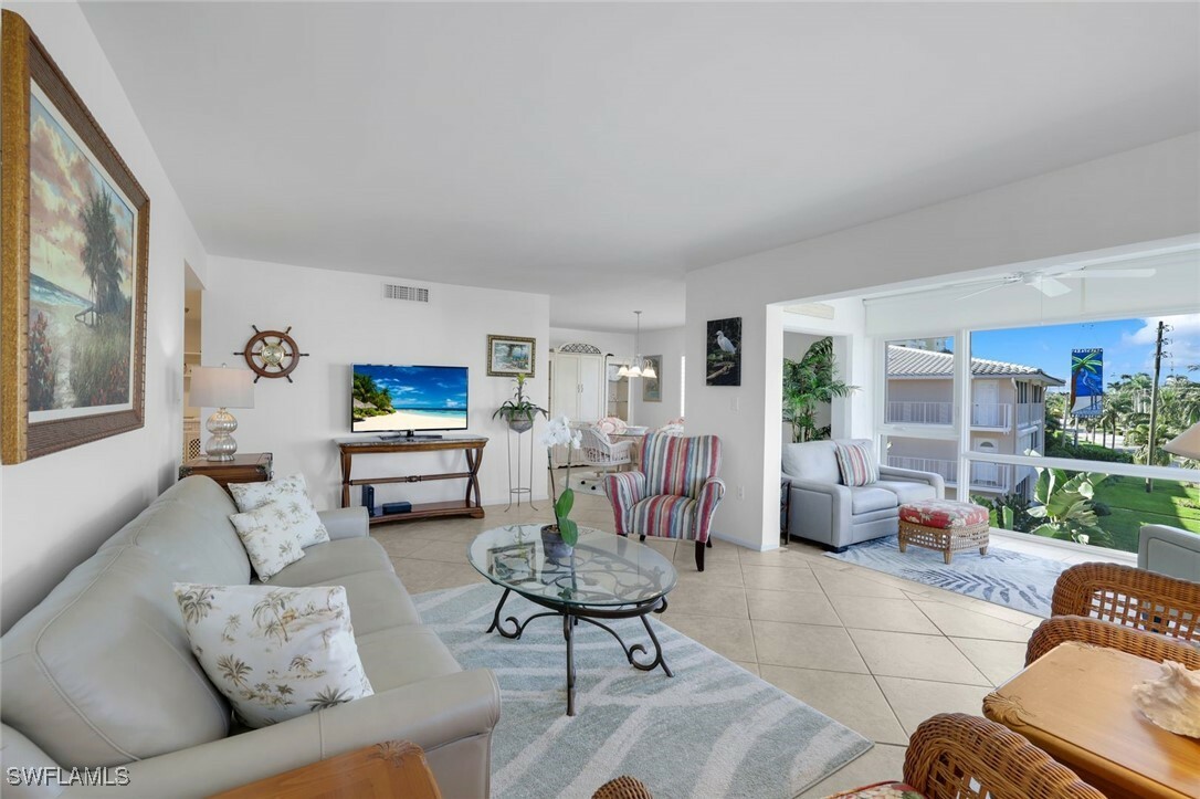 Property Photo:  1930 Gulf Shore Boulevard N B302  FL 34102 