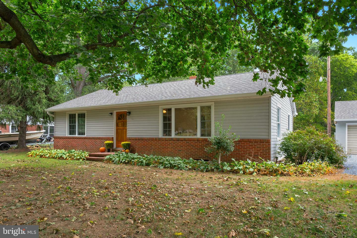 Property Photo:  8489 Broad Neck Road  MD 21620 