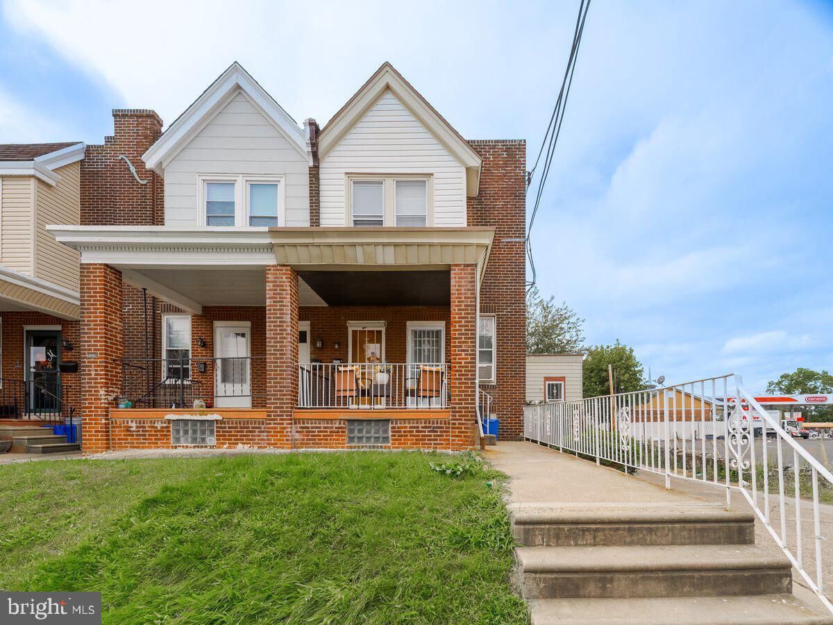 Property Photo:  478 E Sanger Street Apt C  PA 19120 